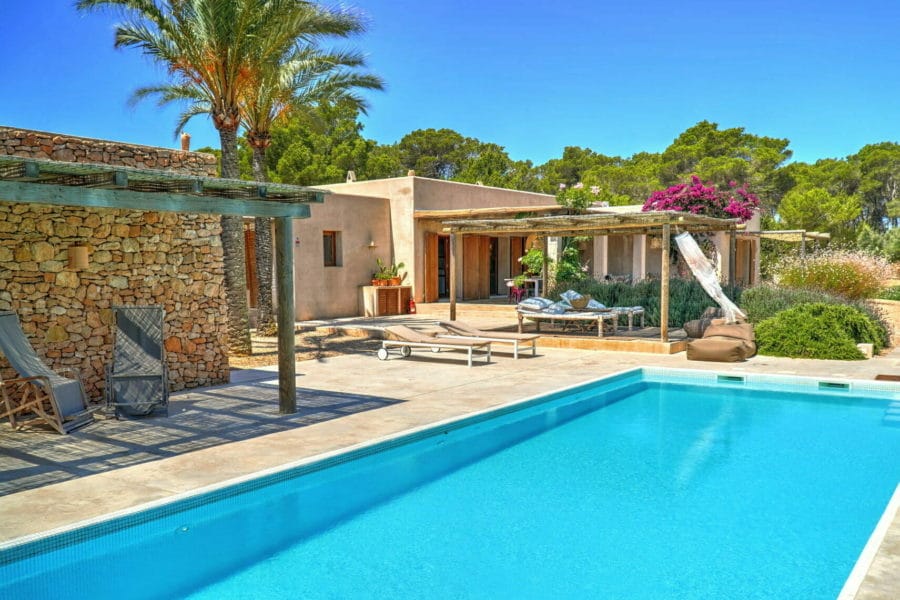 luxury-villa-in-formentera-id-165-01